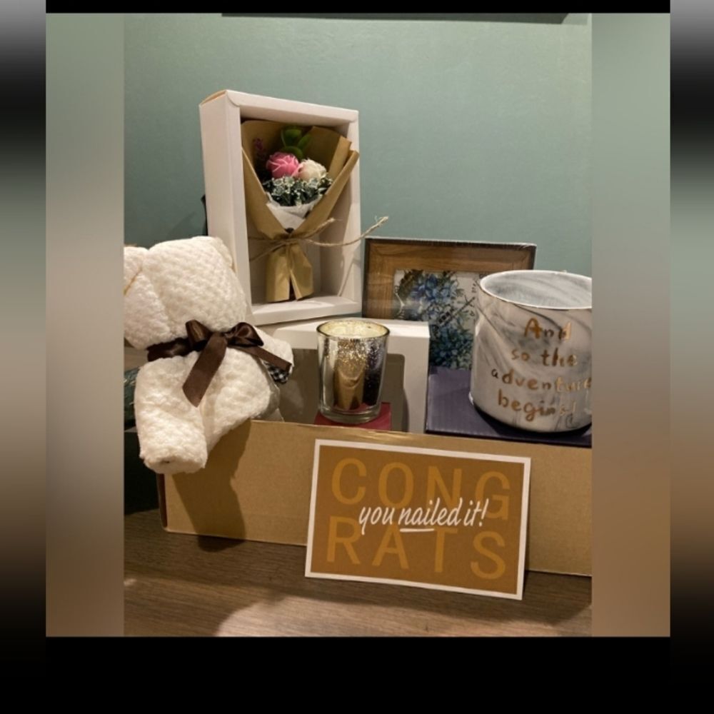 Graduation and Congratulations Gifts for Her - Set Includes